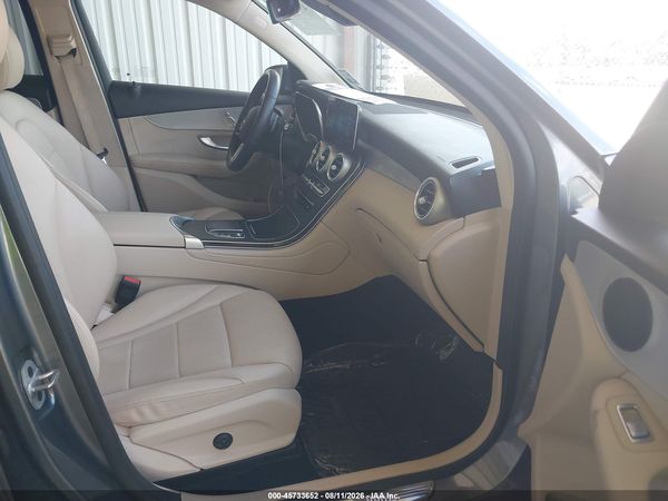 2022 MERCEDES-BENZ GLC 300 4MATIC SUV
