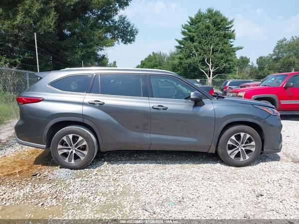 2020 TOYOTA HIGHLANDER XLE