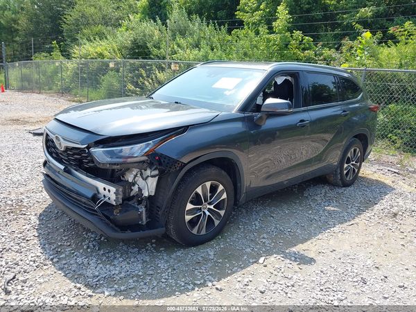 2020 TOYOTA HIGHLANDER XLE