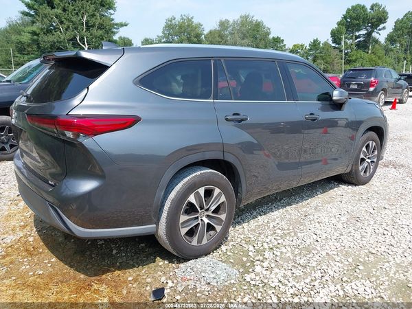 2020 TOYOTA HIGHLANDER XLE