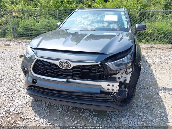2020 TOYOTA HIGHLANDER XLE