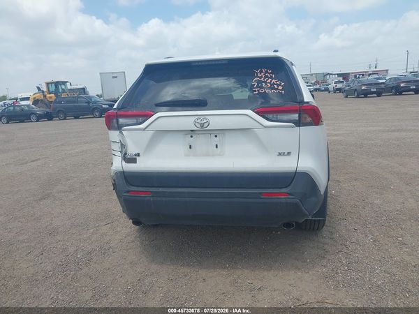 2019 TOYOTA RAV4 XLE