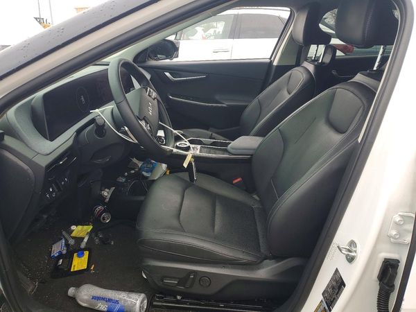 2023 KIA EV6 Light, Wind