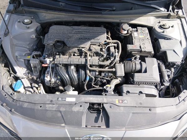 2022 HYUNDAI ELANTRA SE
