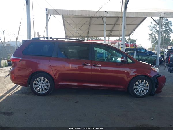 2017 TOYOTA SIENNA — I116