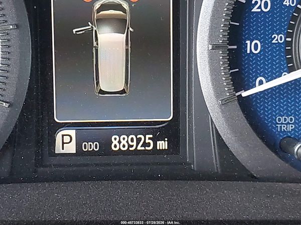 2017 TOYOTA SIENNA — I118