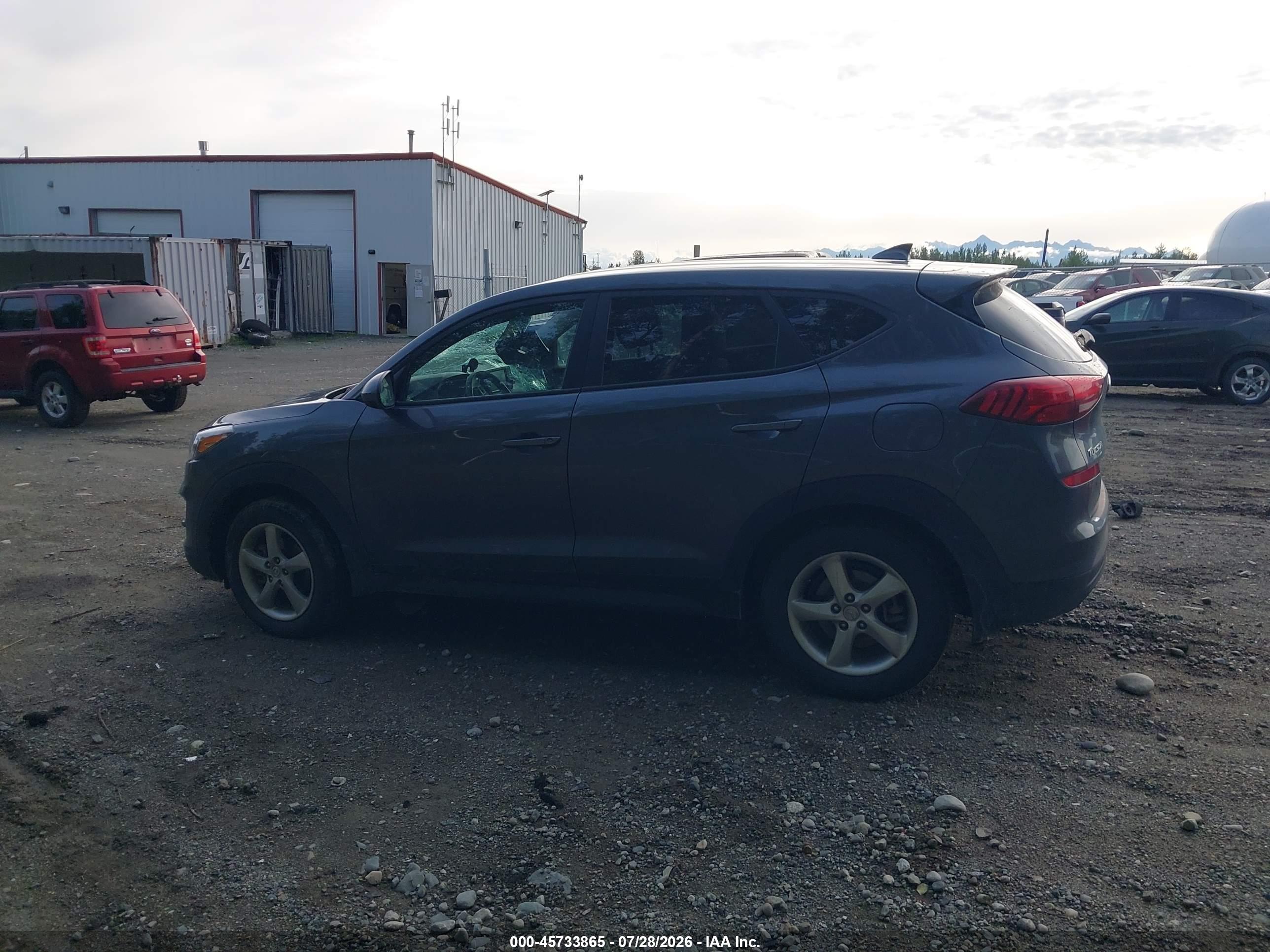 2021 HYUNDAI TUCSON SE