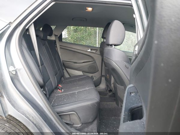 2021 HYUNDAI TUCSON SE