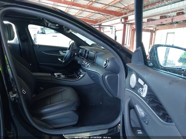 2017 MERCEDES-BENZ E 300 E300