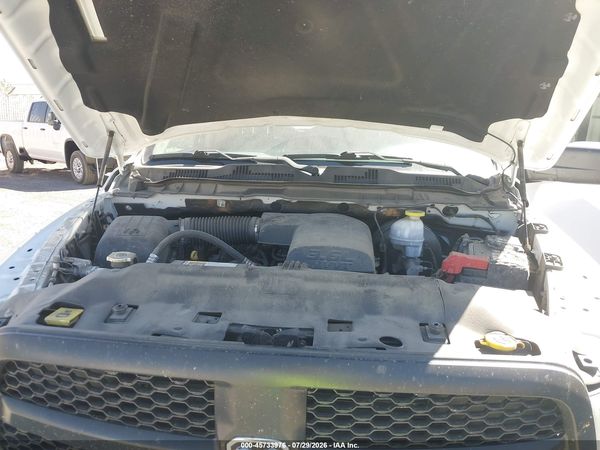 2018 RAM 1500 ST QUAD CAB 4X4