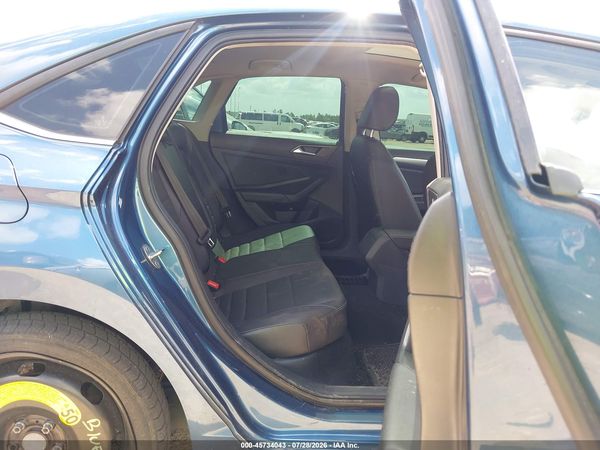 2021 VOLKSWAGEN JETTA 1.4T R-LINE/1.4T SE/S — I8