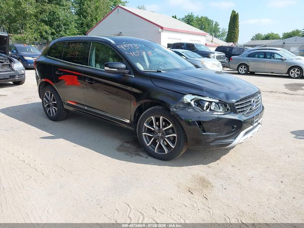 2017 VOLVO XC60 T6 DYNAMIC