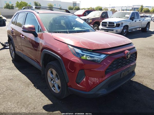 2023 TOYOTA RAV4 XLE