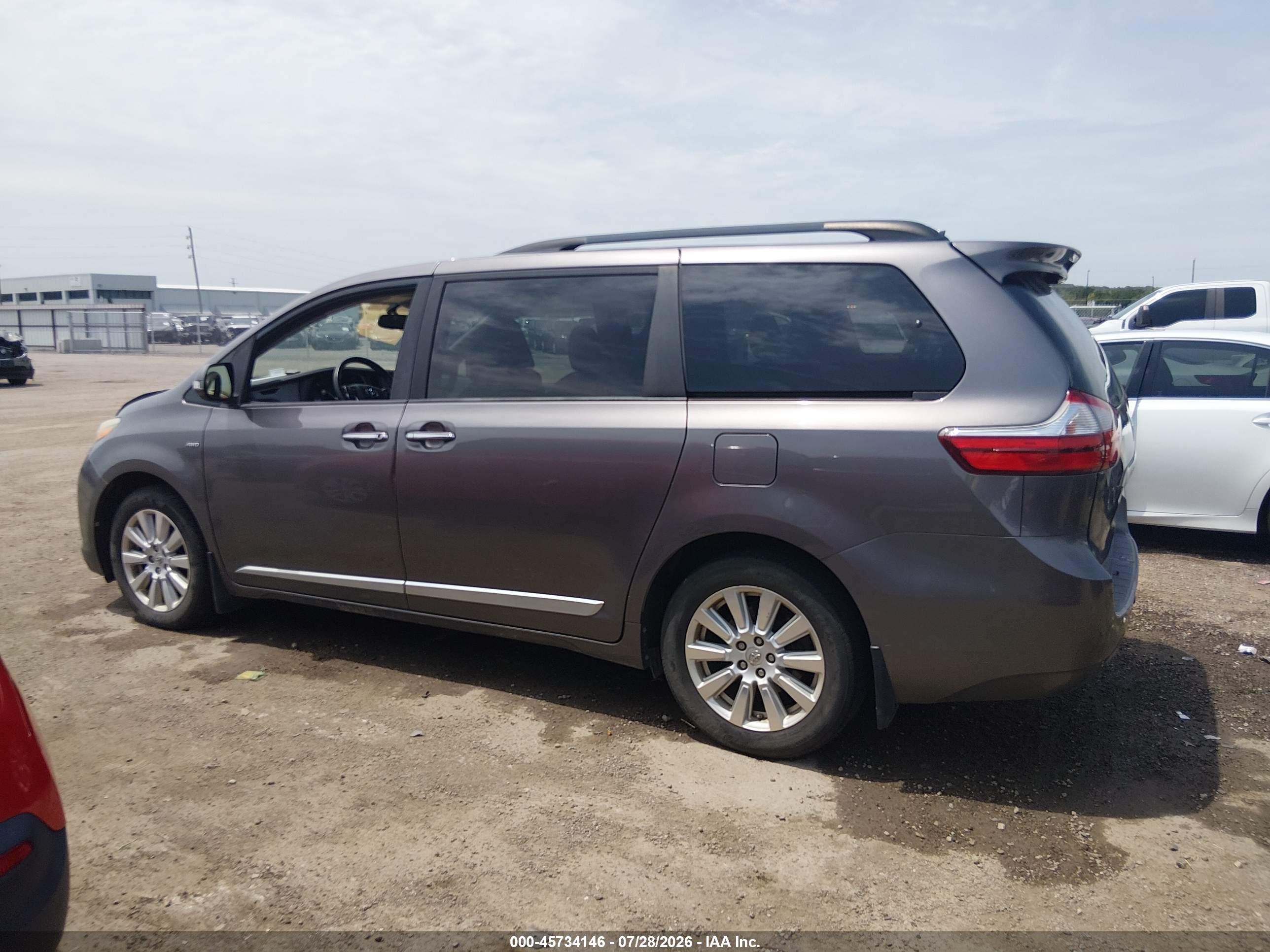 2017 TOYOTA SIENNA LIMITED 7 PASSENGER