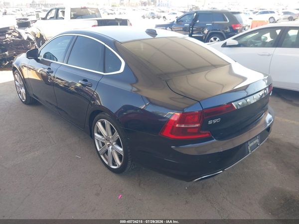 2017 VOLVO S90 T6 MOMENTUM