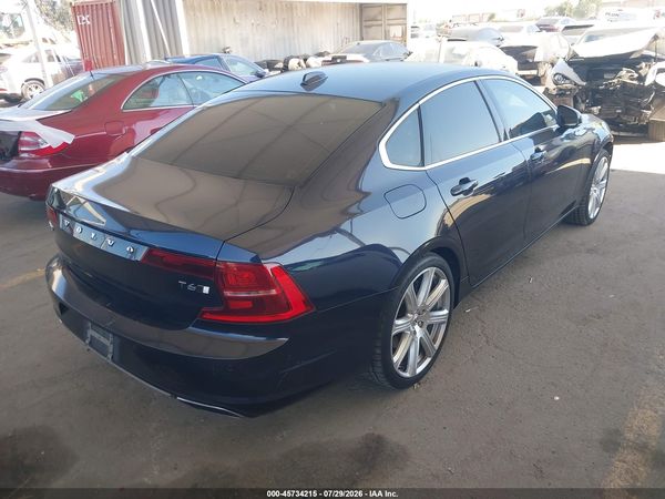 2017 VOLVO S90 T6 MOMENTUM
