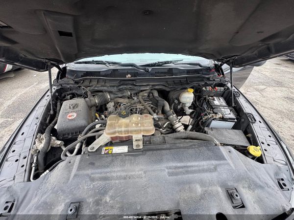 2016 RAM 1500 SLT