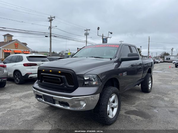 2016 RAM 1500 SLT
