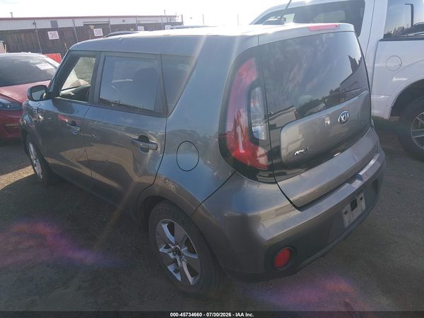 2018 KIA SOUL Base