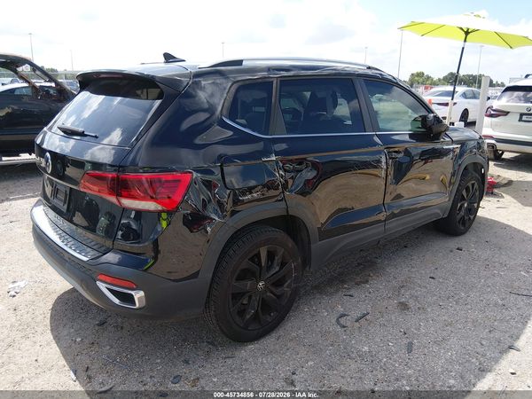 2024 VOLKSWAGEN TAOS 1.5T SE — I4