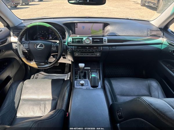 2016 LEXUS LS 460