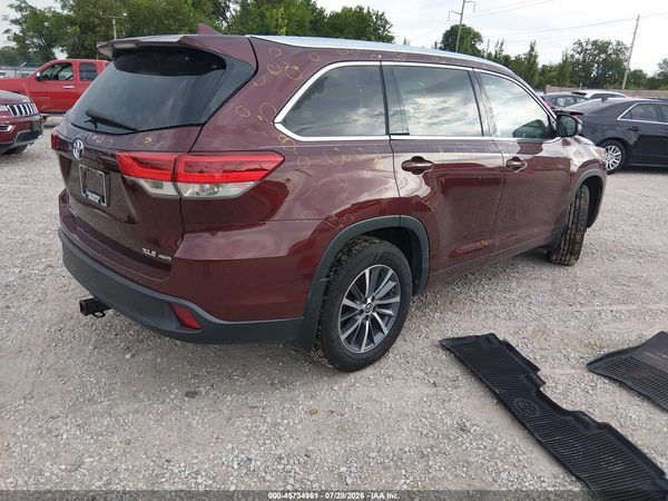 2018 TOYOTA HIGHLANDER XLE