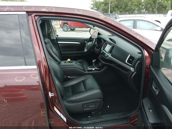 2018 TOYOTA HIGHLANDER XLE