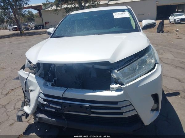 2019 TOYOTA HIGHLANDER LE PLUS
