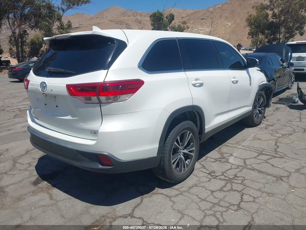 2019 TOYOTA HIGHLANDER LE PLUS