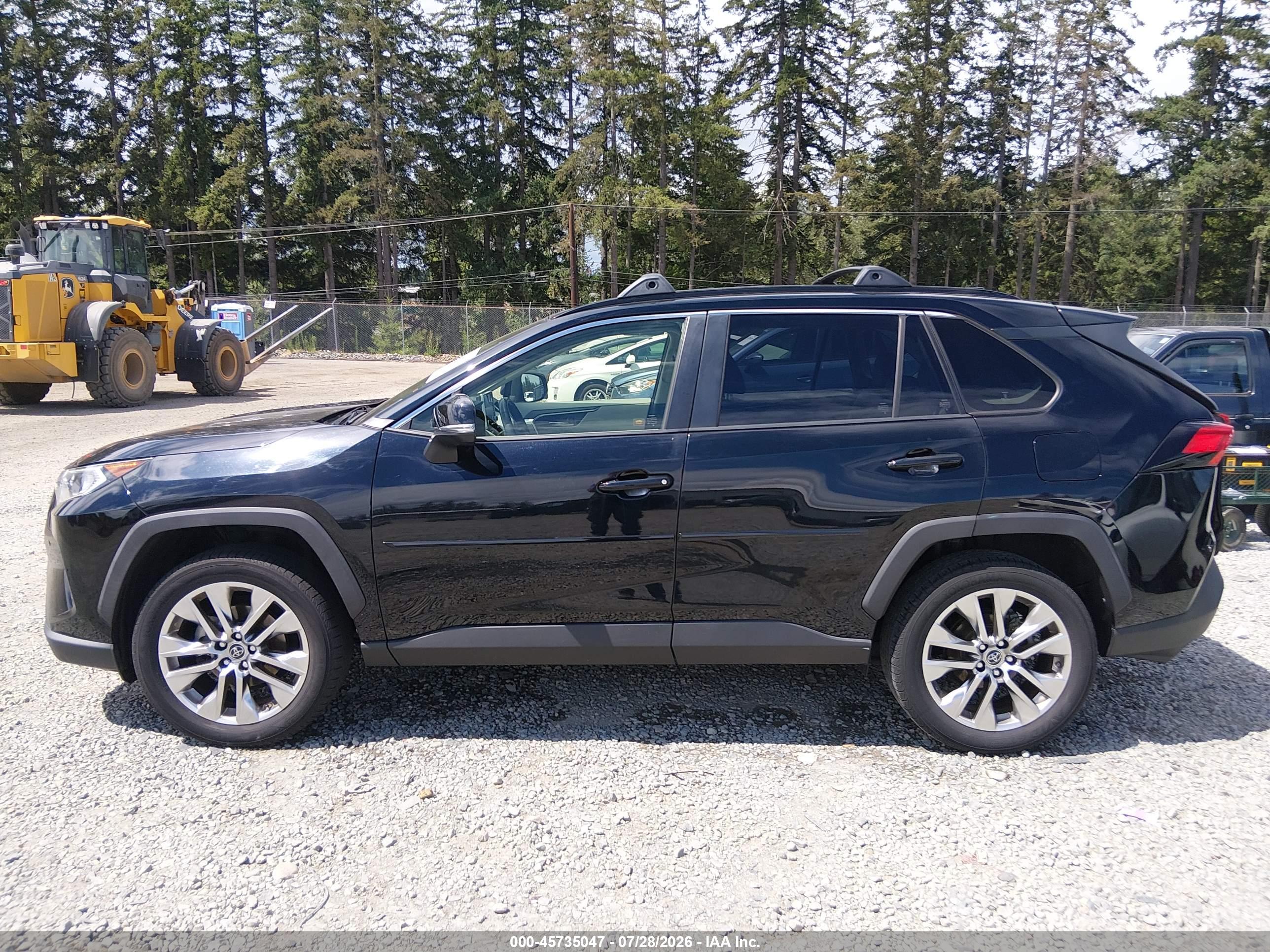2019 TOYOTA RAV4 XLE PREMIUM