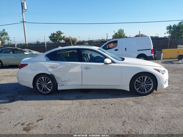 2022 INFINITI Q50 LUXE