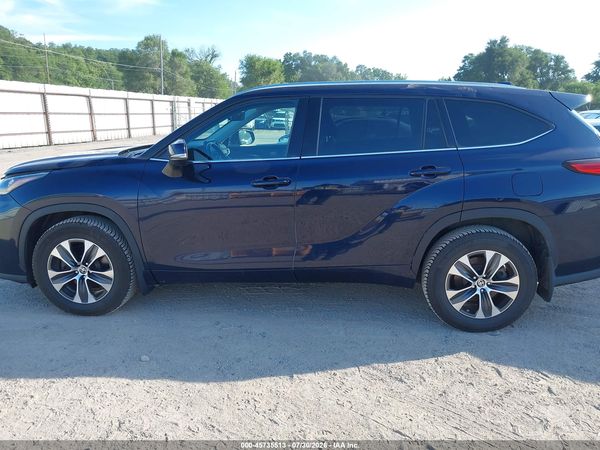 2020 TOYOTA HIGHLANDER XLE