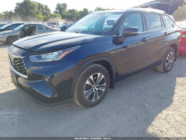 2020 TOYOTA HIGHLANDER XLE