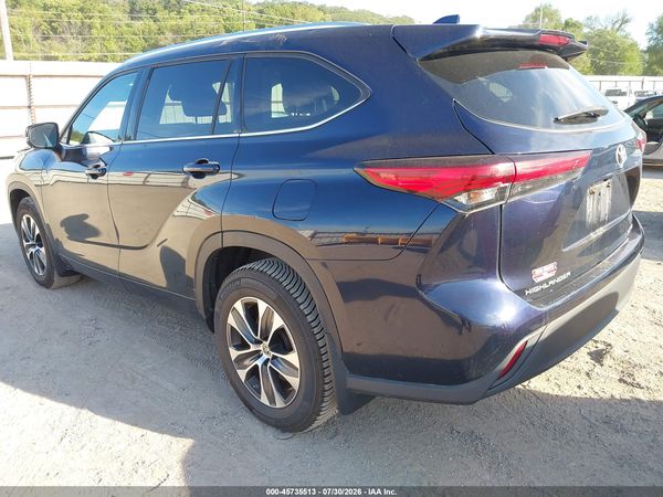 2020 TOYOTA HIGHLANDER XLE