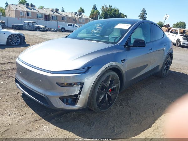 2026 TESLA MODEL Y