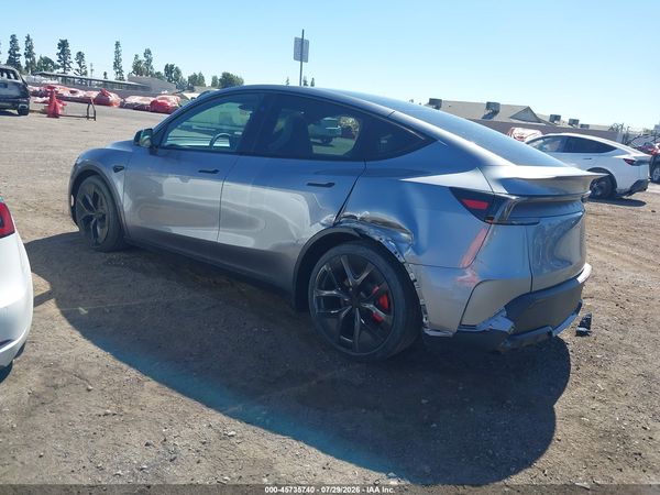 2026 TESLA MODEL Y