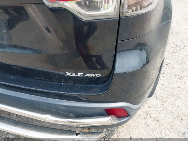 2016 TOYOTA HIGHLANDER XLE V6