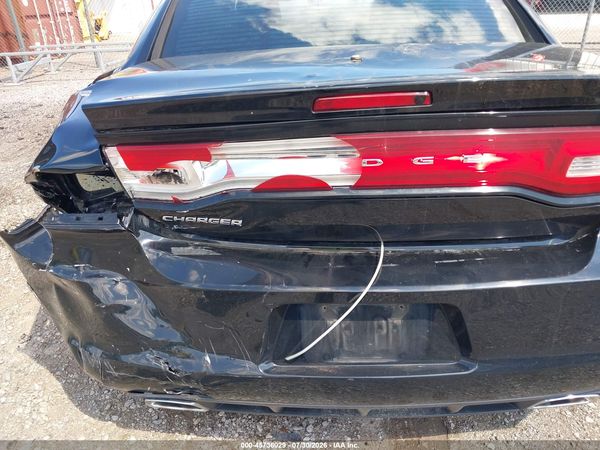 2013 DODGE CHARGER SE