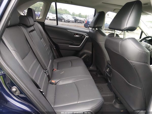 2025 TOYOTA RAV4 HYBRID XLE PREMIUM