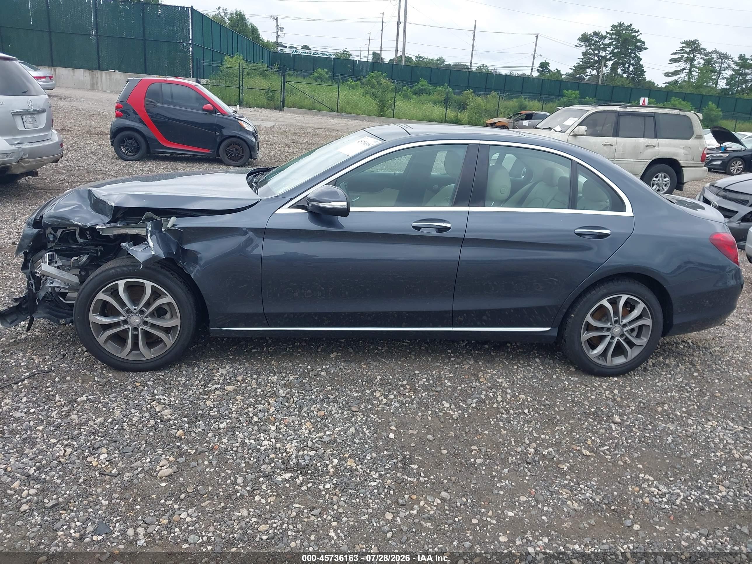 2015 MERCEDES-BENZ C 300 4MATIC