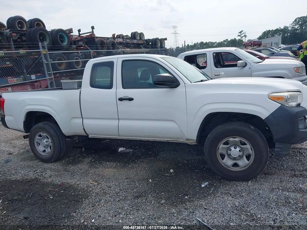 2017 TOYOTA TACOMA SR