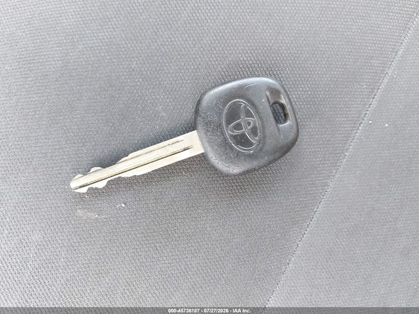 2017 TOYOTA TACOMA SR