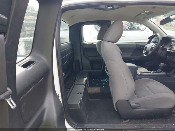 2017 TOYOTA TACOMA SR