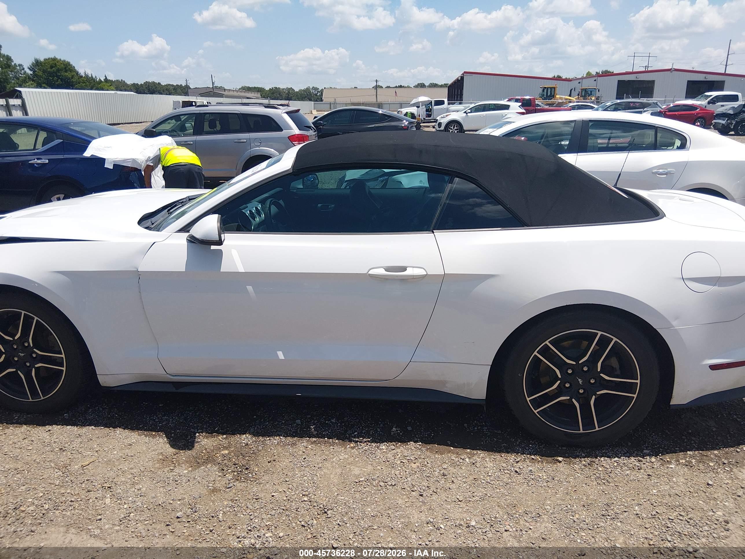 2020 FORD MUSTANG ECOBOOST PREMIUM