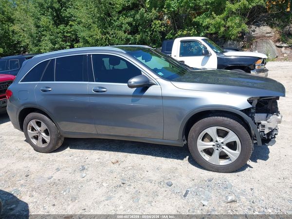 2017 MERCEDES-BENZ GLC 300 4MATIC