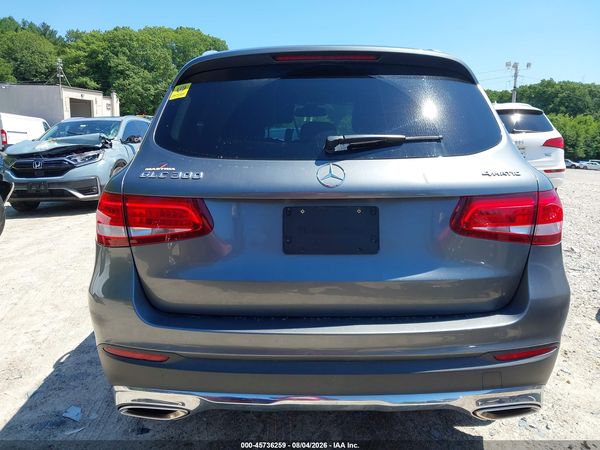 2017 MERCEDES-BENZ GLC 300 4MATIC