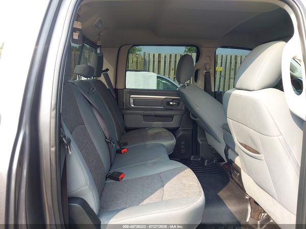 2017 RAM 1500 BIG HORN  4X2 6'4 BOX