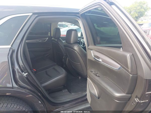 2017 CADILLAC XT5 LUXURY