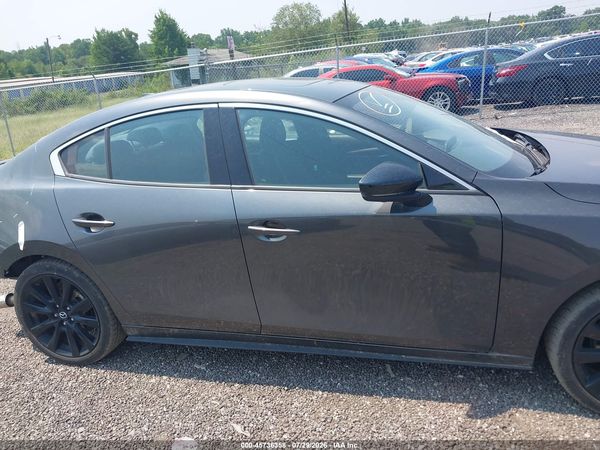 2022 MAZDA MAZDA3 PREMIUM PLUS