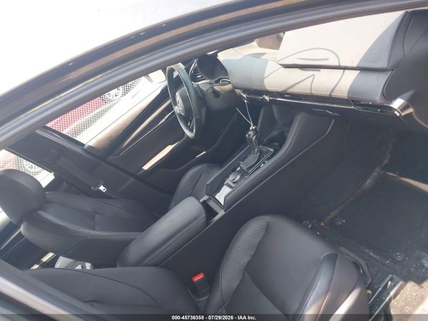 2022 MAZDA MAZDA3 PREMIUM PLUS